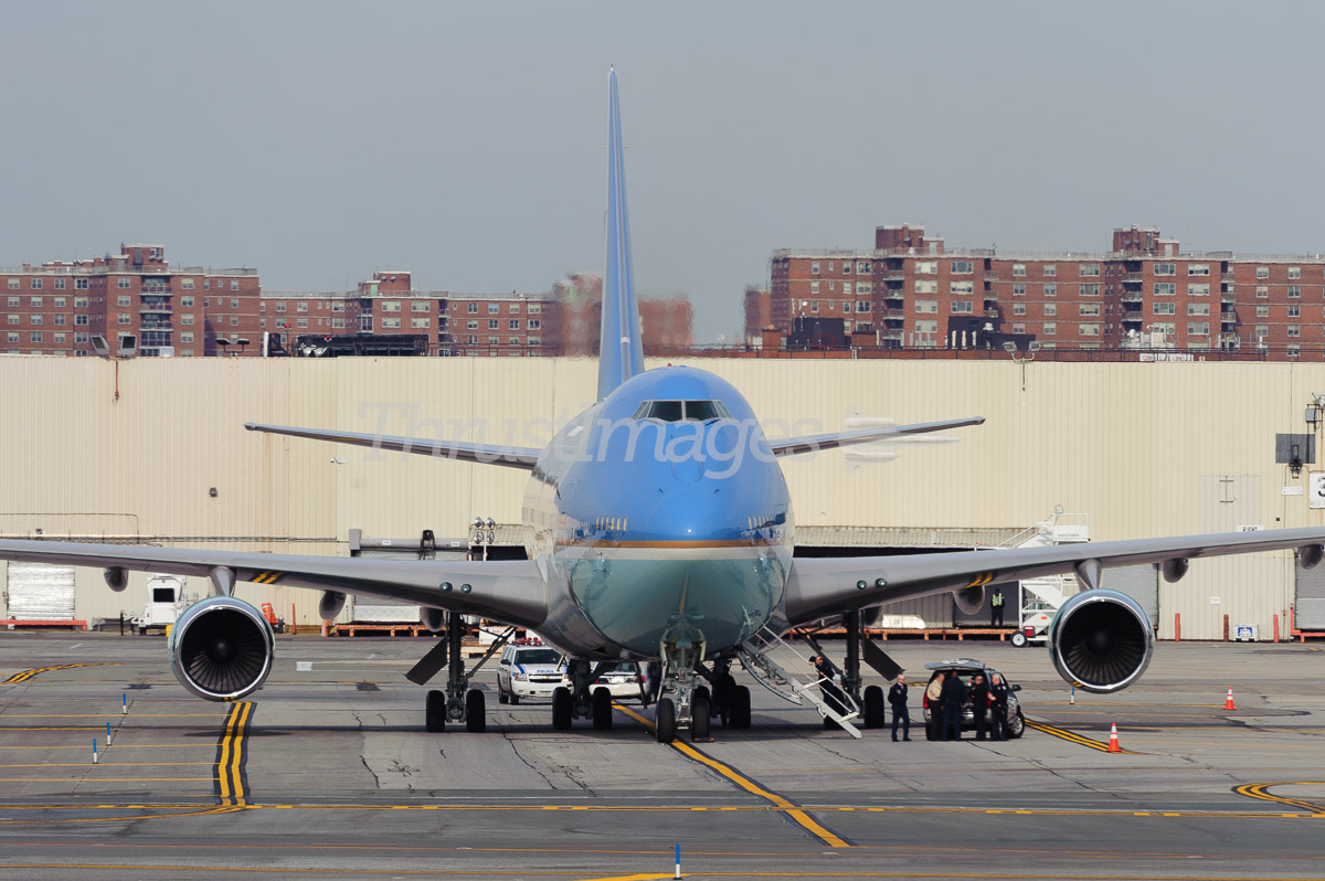 Boeing VC-25A (747-2G4B) 82-8000 (cn 23824/679) Air Force One 28